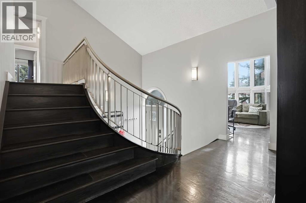 Single Family House for Sale in  Coach Light Bay SW Coach Hill Calgary 