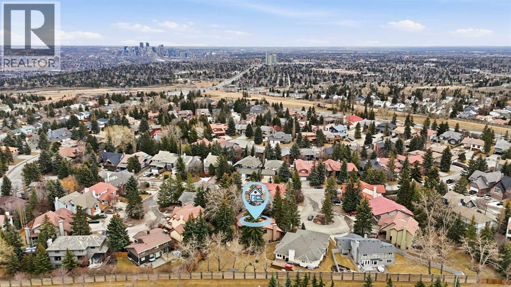 Single Family House for Sale in  Coach Light Bay SW Coach Hill Calgary 