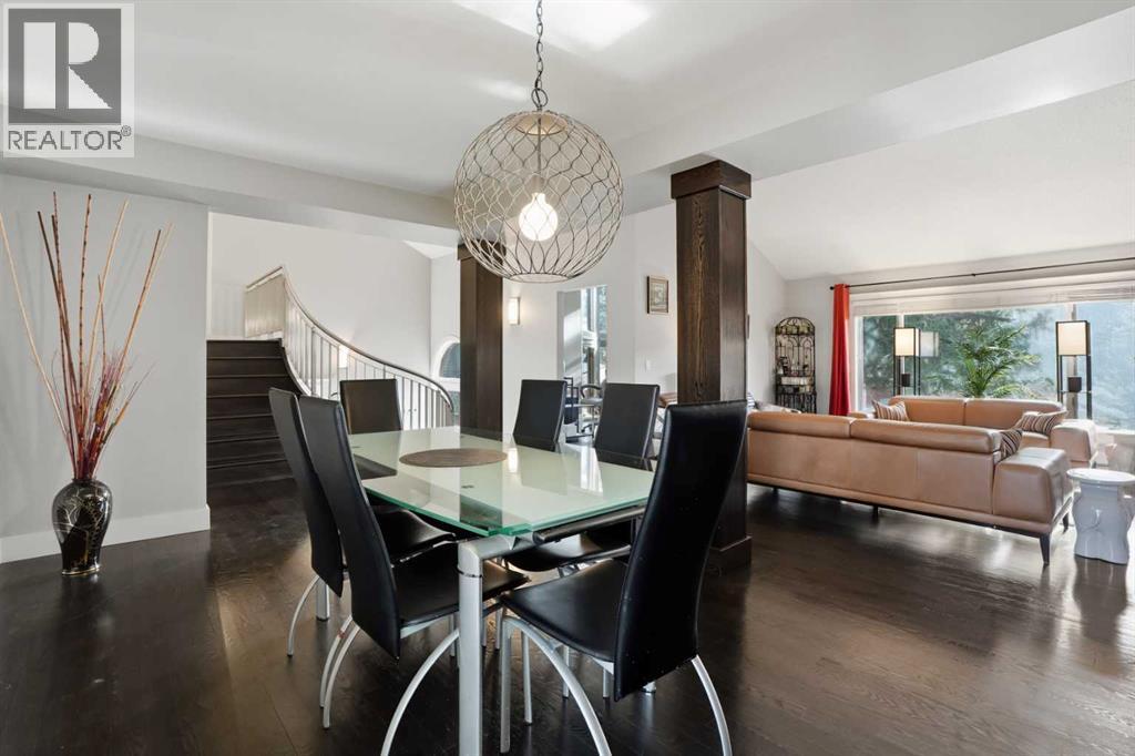 Single Family House for Sale in  Coach Light Bay SW Coach Hill Calgary 