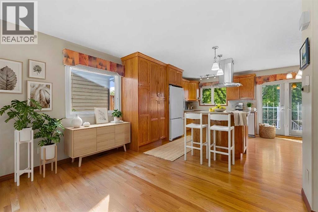 Single Family House 4 Level for Sale in  Bernard Court NW Beddington Heights Calgary 