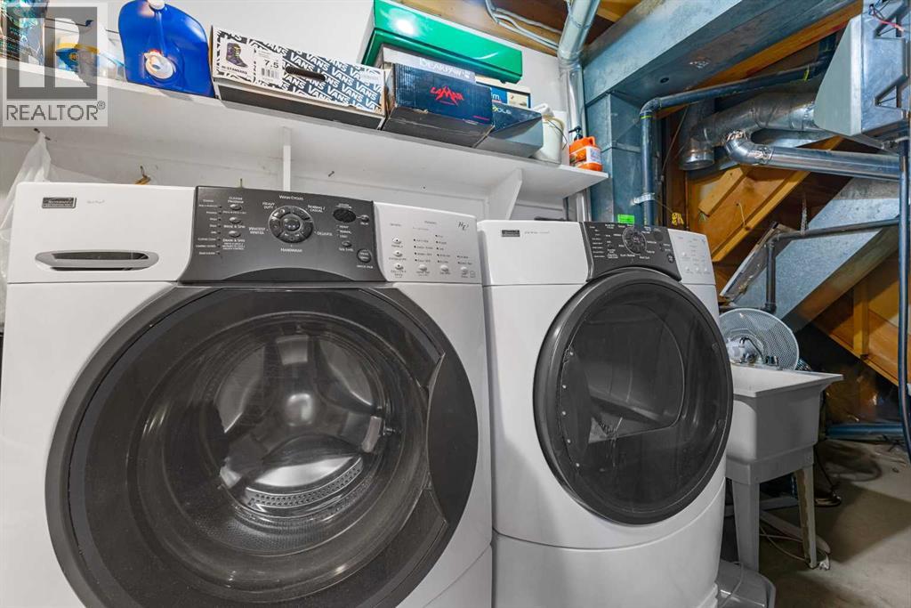 Single Family House 4 Level for Sale in  Bernard Court NW Beddington Heights Calgary 