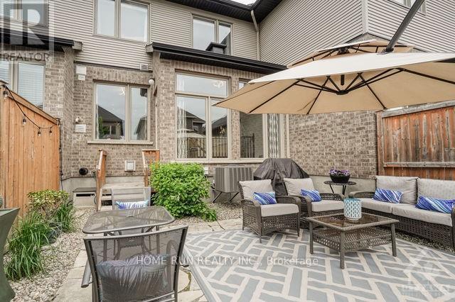 637 TENNANT WAY - 21