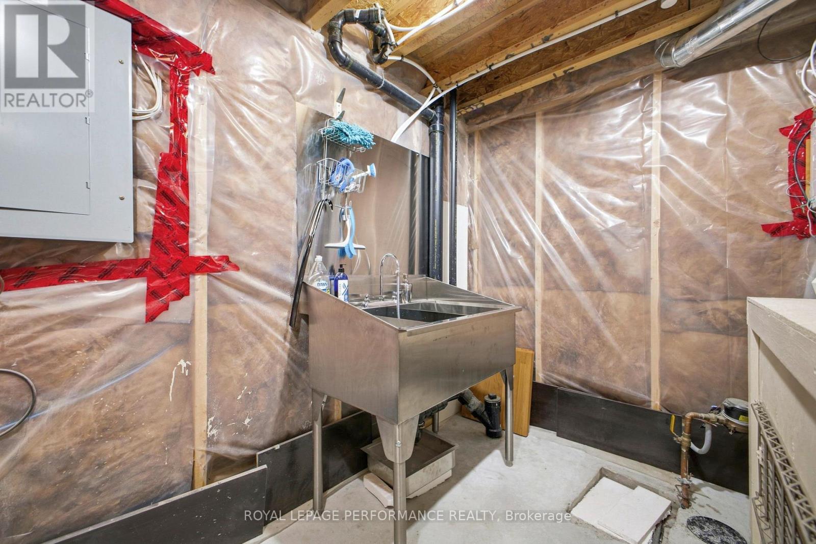 511 VOIE DU PIN ROUGE WAY - 23