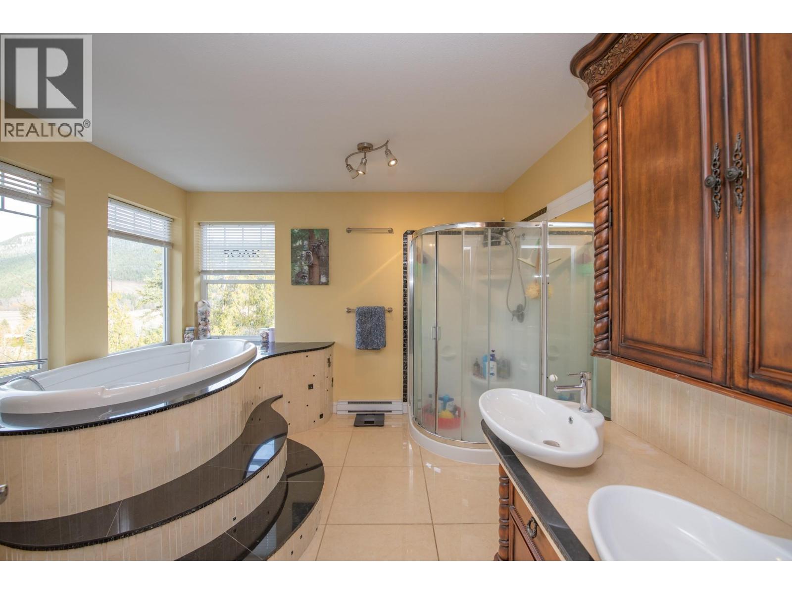 2529 Cedar Ridge Court, Lumby