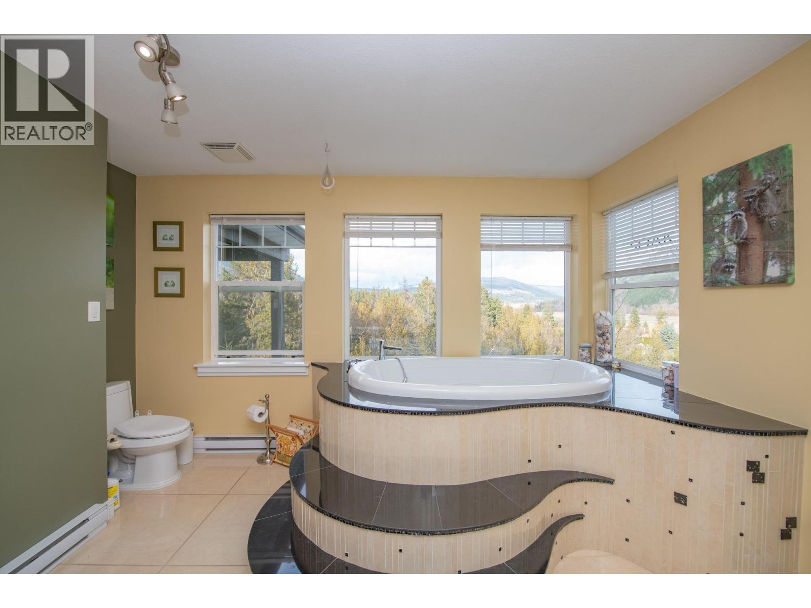 2529 Cedar Ridge Court, Lumby