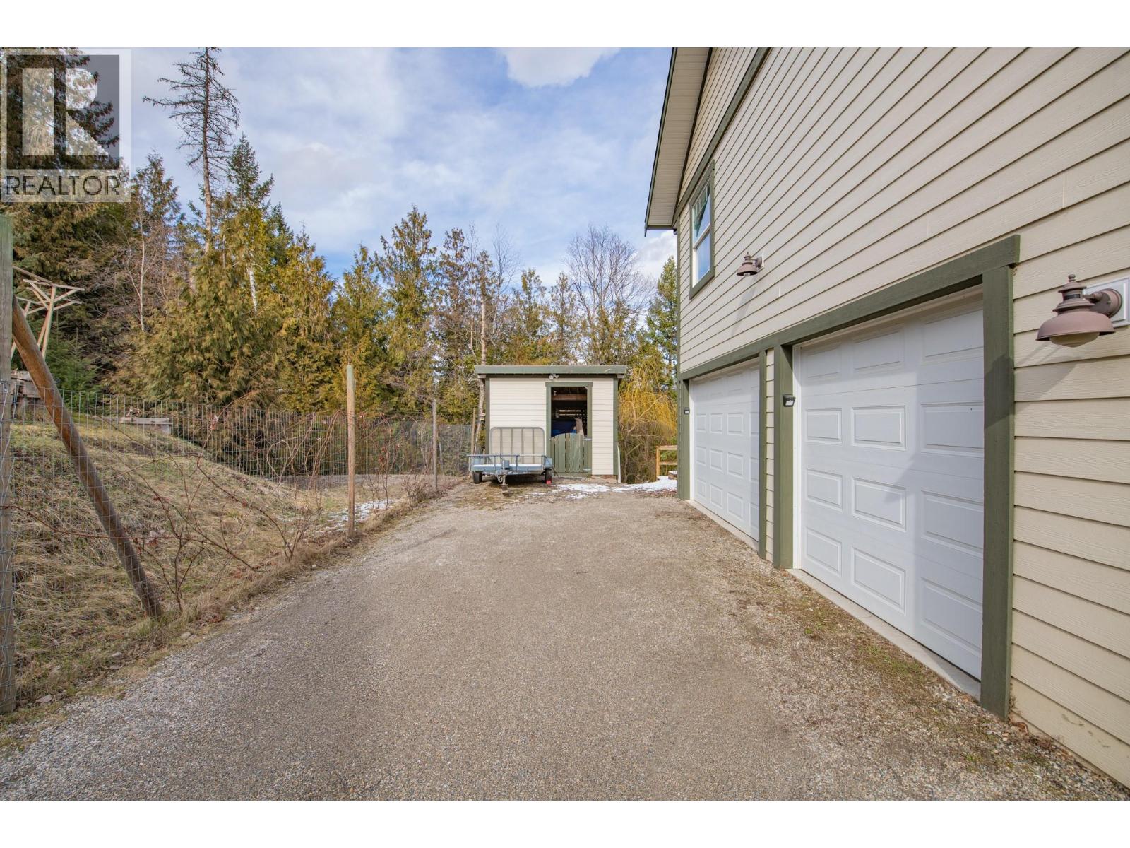 2529 Cedar Ridge Court, Lumby