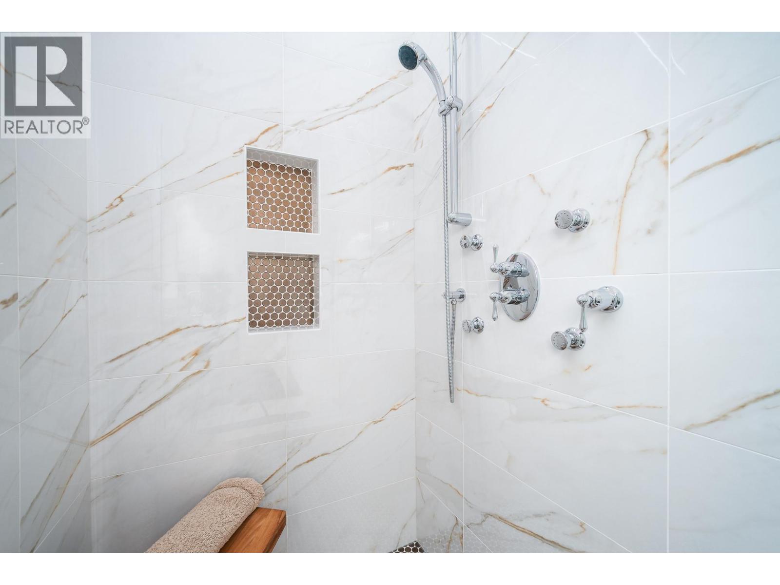 955 Gable Road, Lake Country