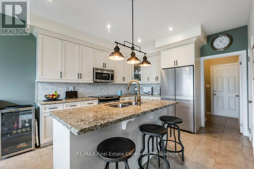 137 MILLVIEW COURT - 14
