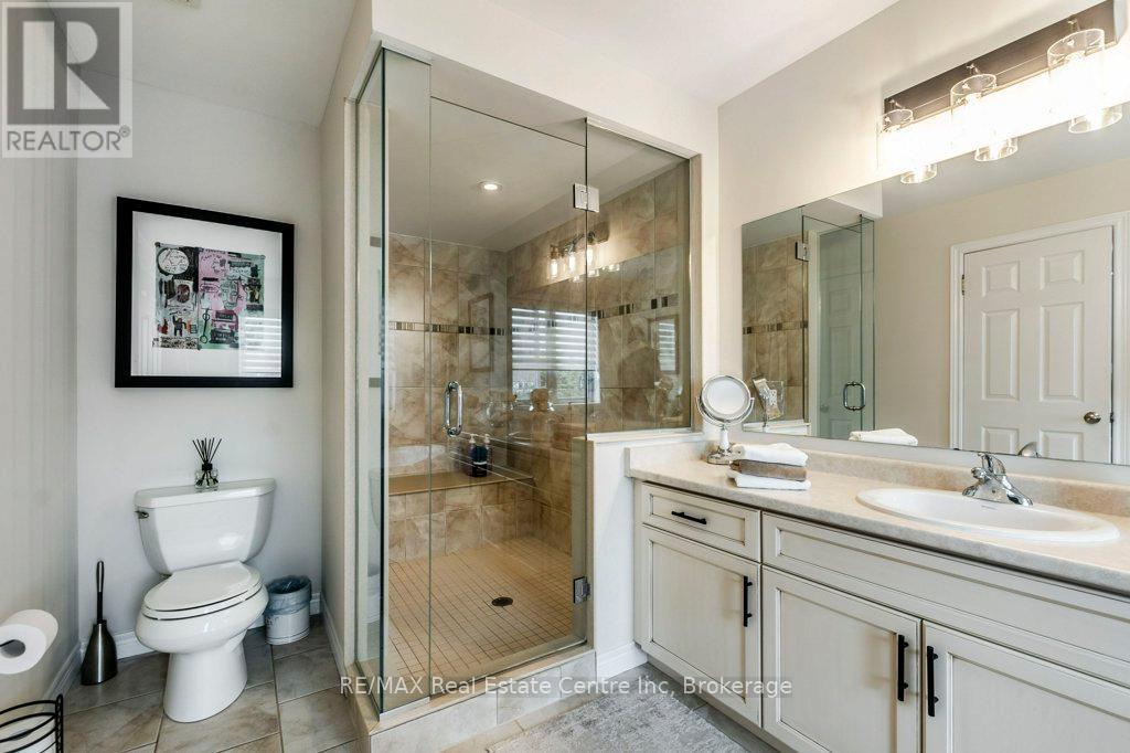 137 MILLVIEW COURT - 24