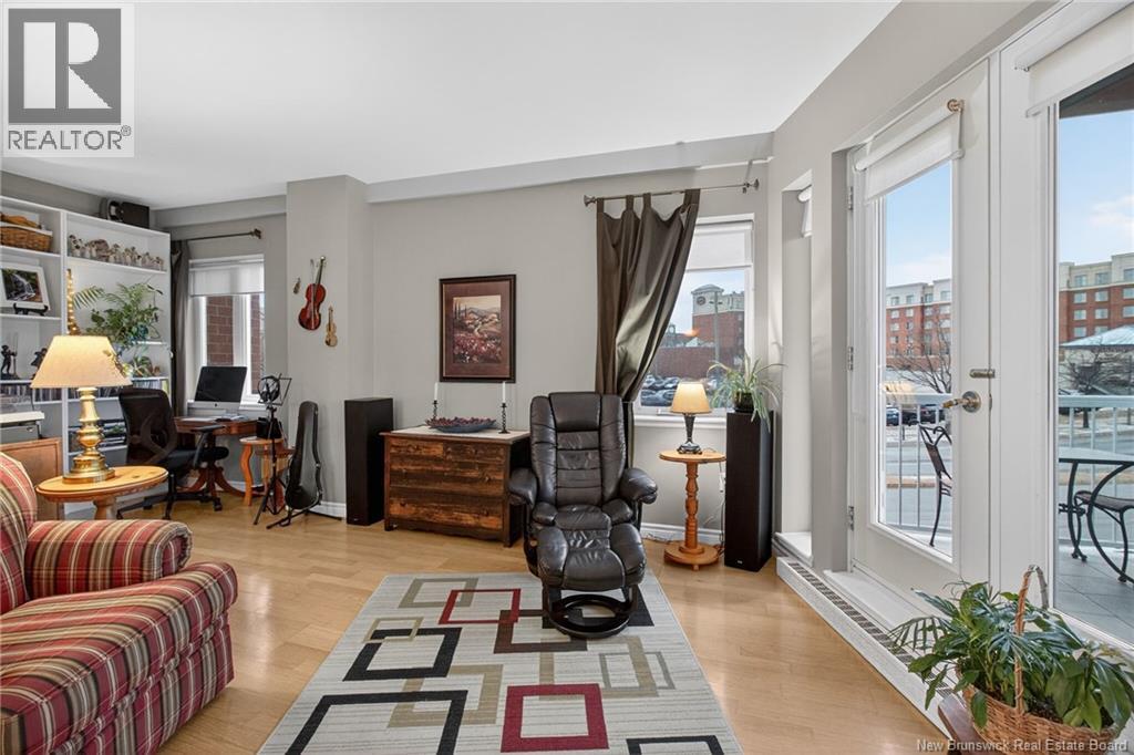 #200 50 ASSOMPTION BOULEVARD - 14