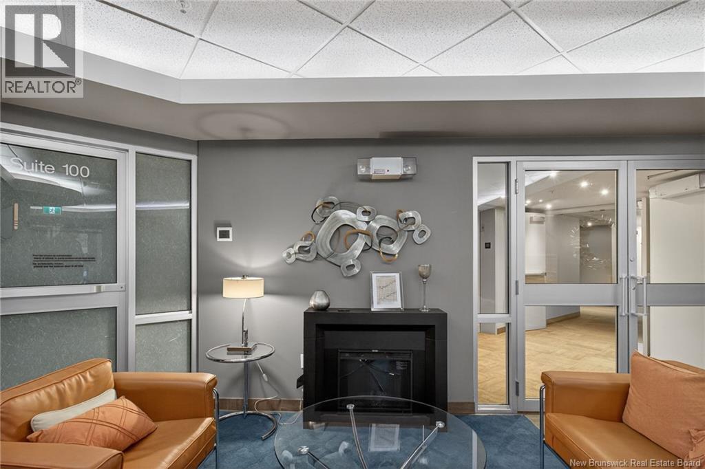 #200 50 ASSOMPTION BOULEVARD - 6