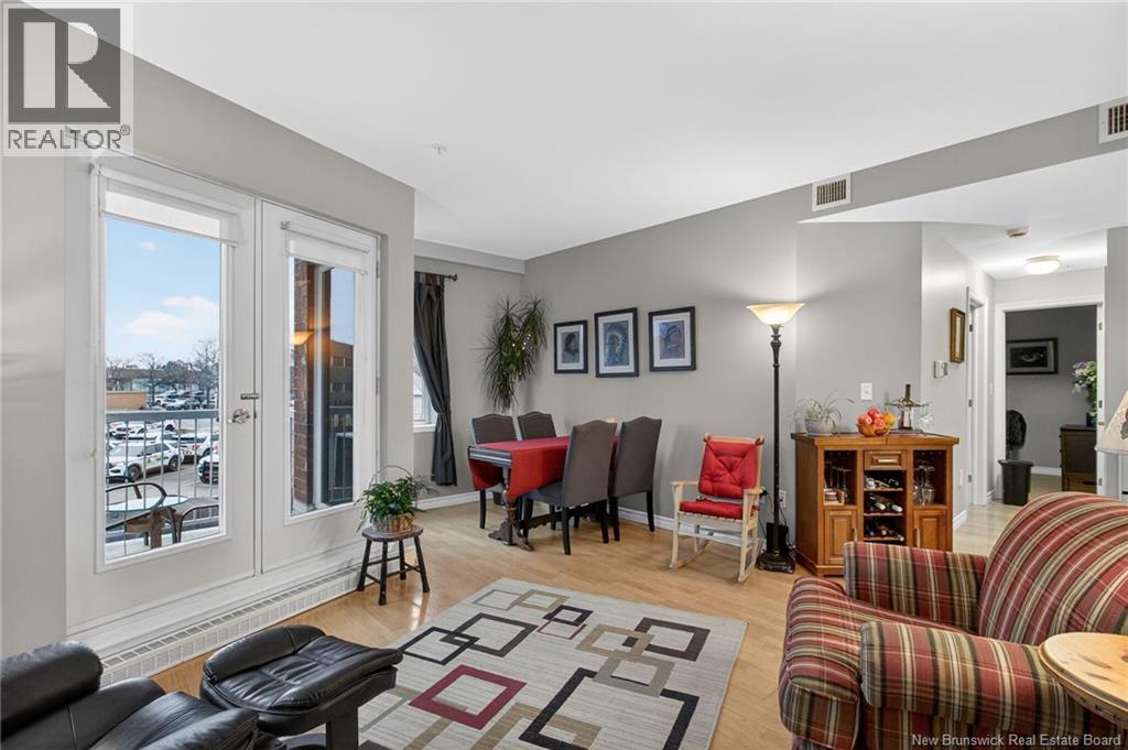 #200 50 ASSOMPTION BOULEVARD - 16