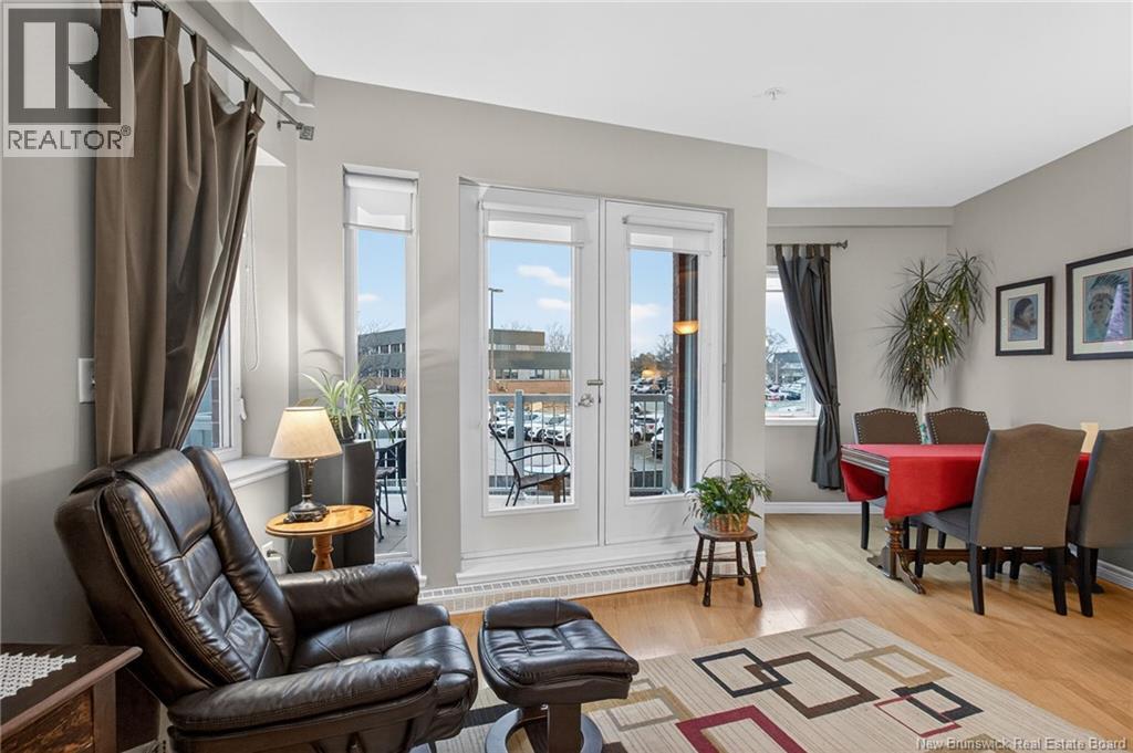 #200 50 ASSOMPTION BOULEVARD - 18