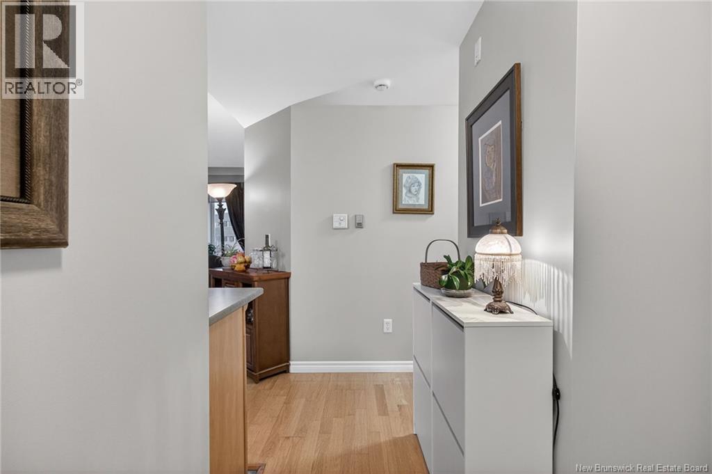 #200 50 ASSOMPTION BOULEVARD - 9