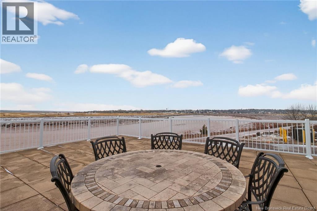 #200 50 ASSOMPTION BOULEVARD - 38