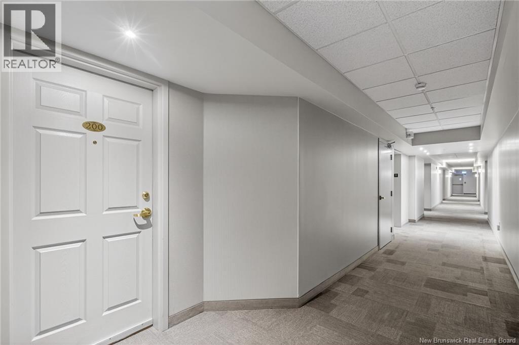 #200 50 ASSOMPTION BOULEVARD - 7