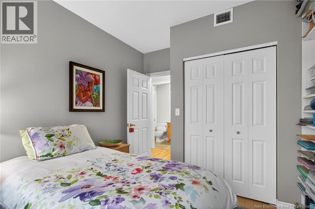 #200 50 ASSOMPTION BOULEVARD - 30