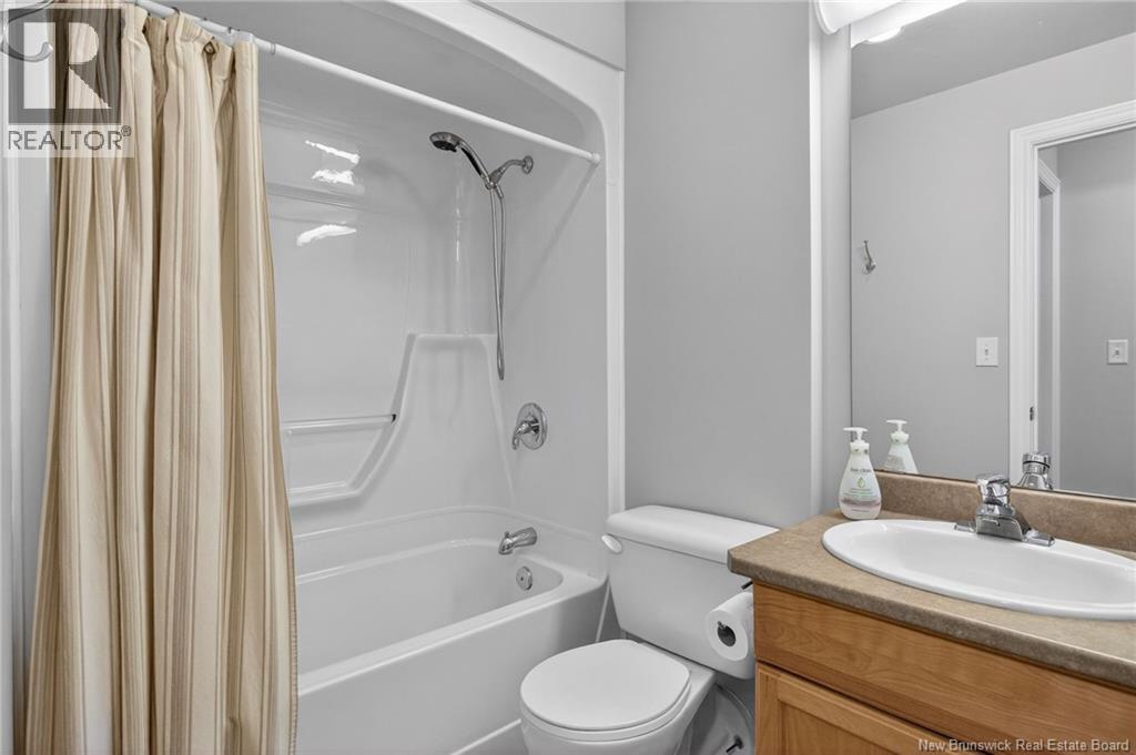 #200 50 ASSOMPTION BOULEVARD - 27