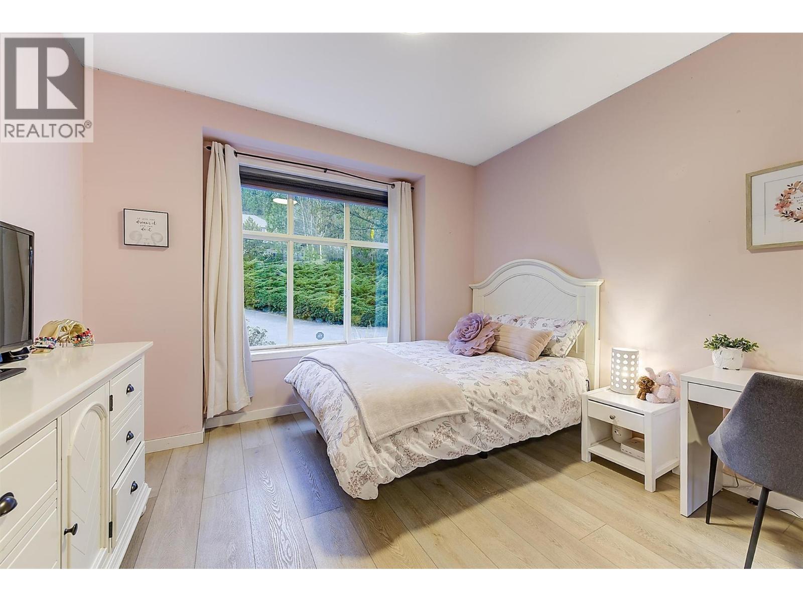  2063 Horizon Drive, West Kelowna