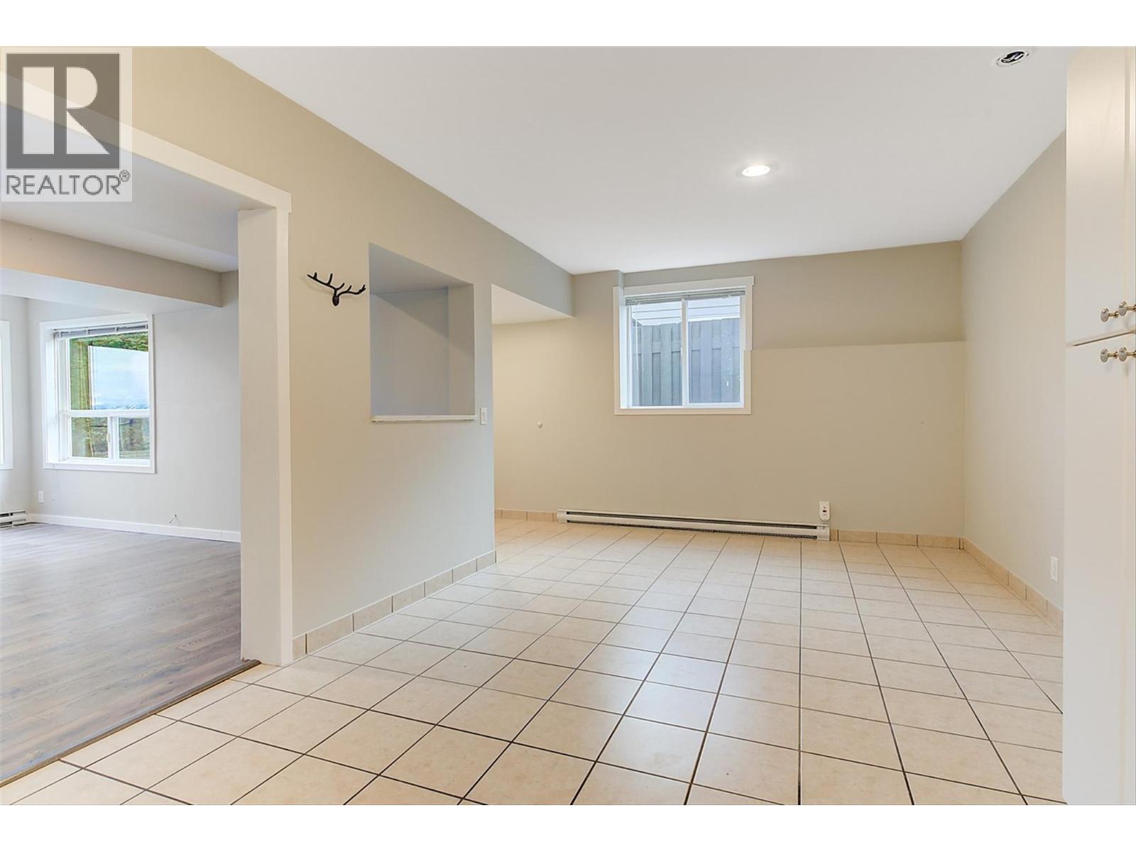  2063 Horizon Drive, West Kelowna