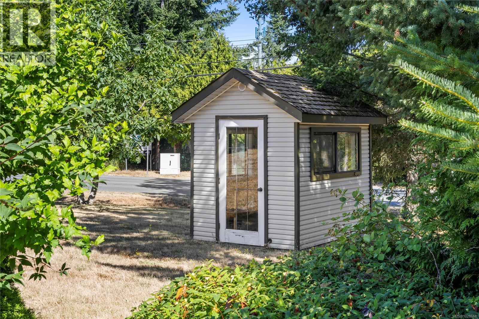 726 Drew Rd, Parksville