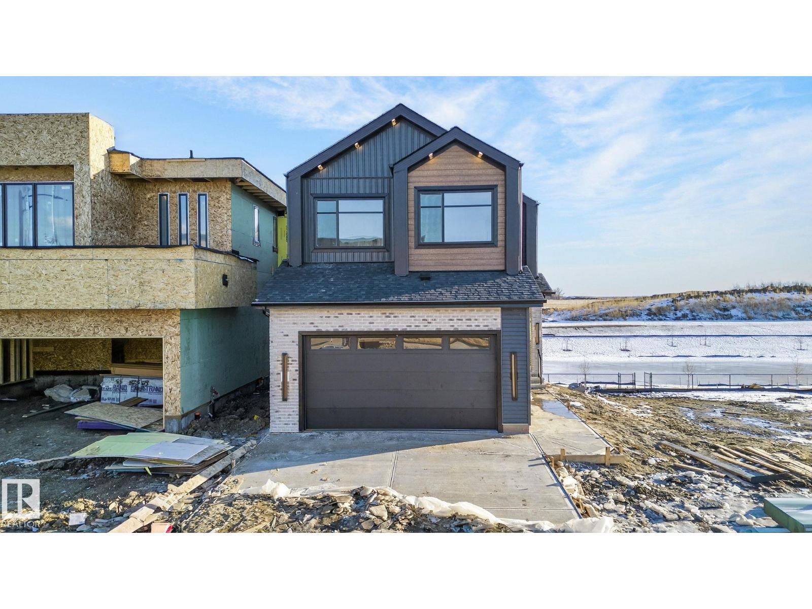 8765 MAYDAY LANE SW - 1