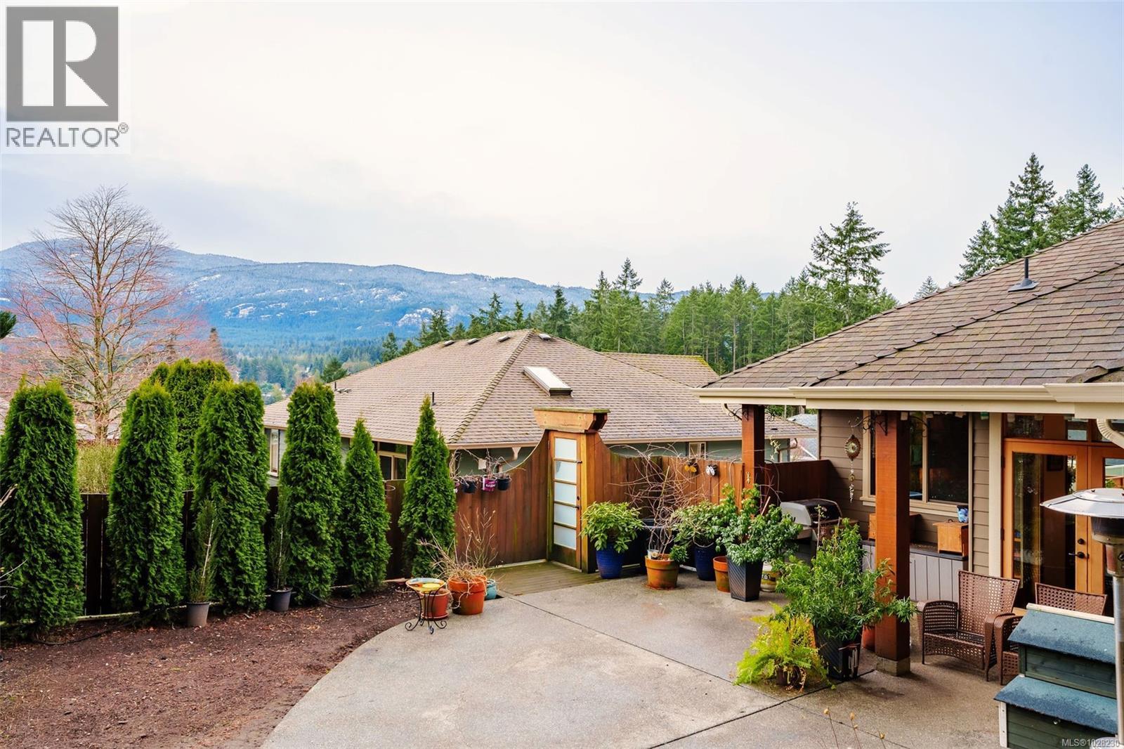 3676 MONTEREY DR - 13