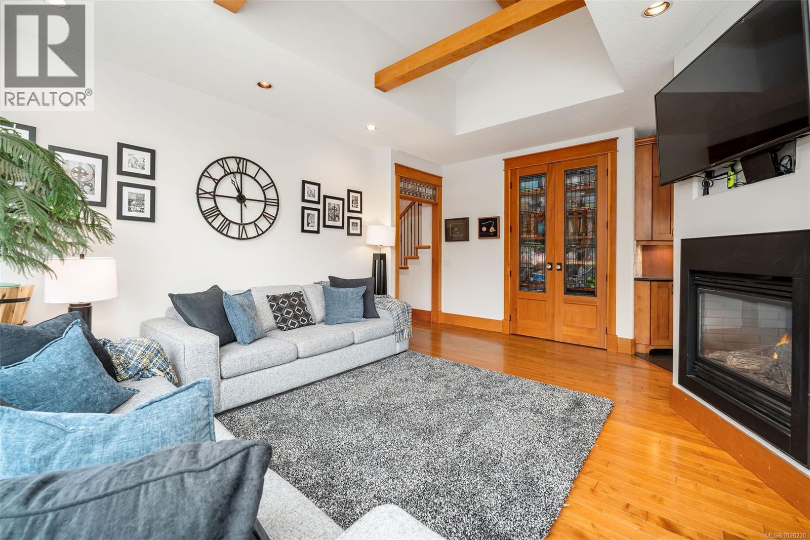 3676 MONTEREY DR - 23