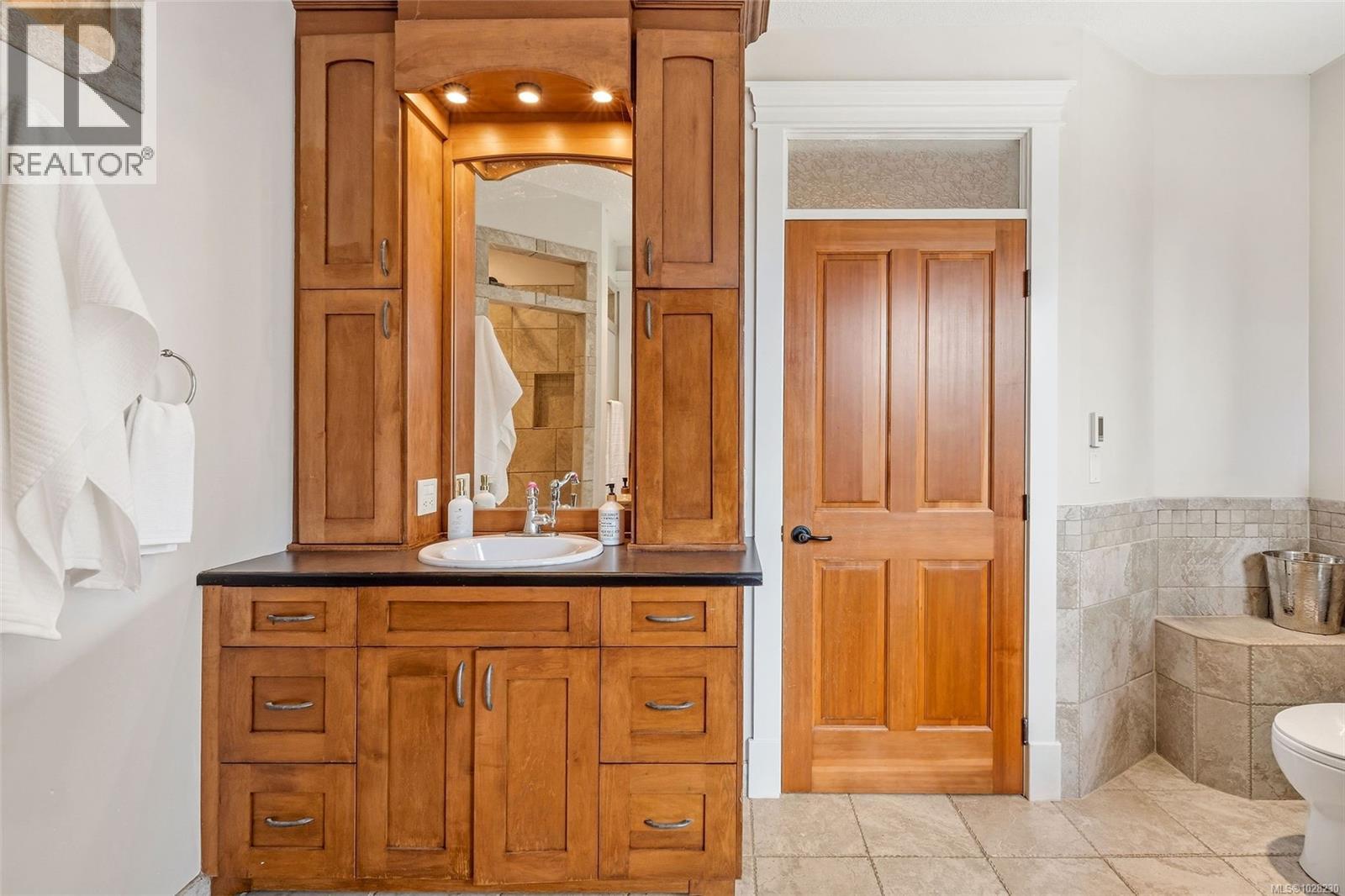 3676 MONTEREY DR - 37