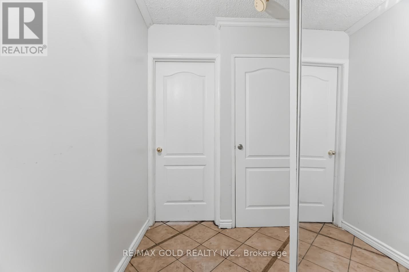 #178 180 MISSISSAUGA VALLEY BOULEVARD - 6