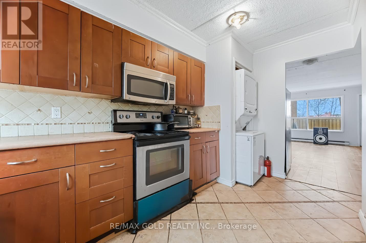 #178 180 MISSISSAUGA VALLEY BOULEVARD - 9