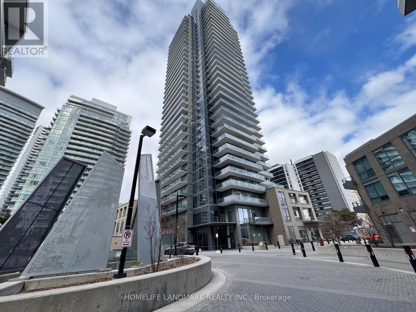 303 - 56 FOREST MANOR ROAD