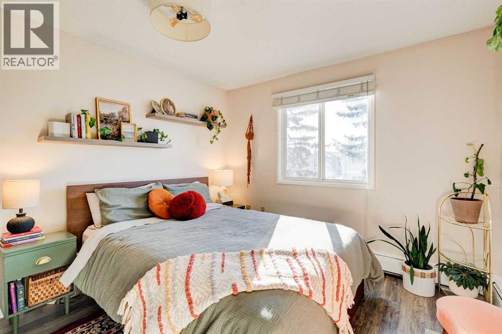 Single Family House for Sale in    Avenue SW Sunalta Calgary 