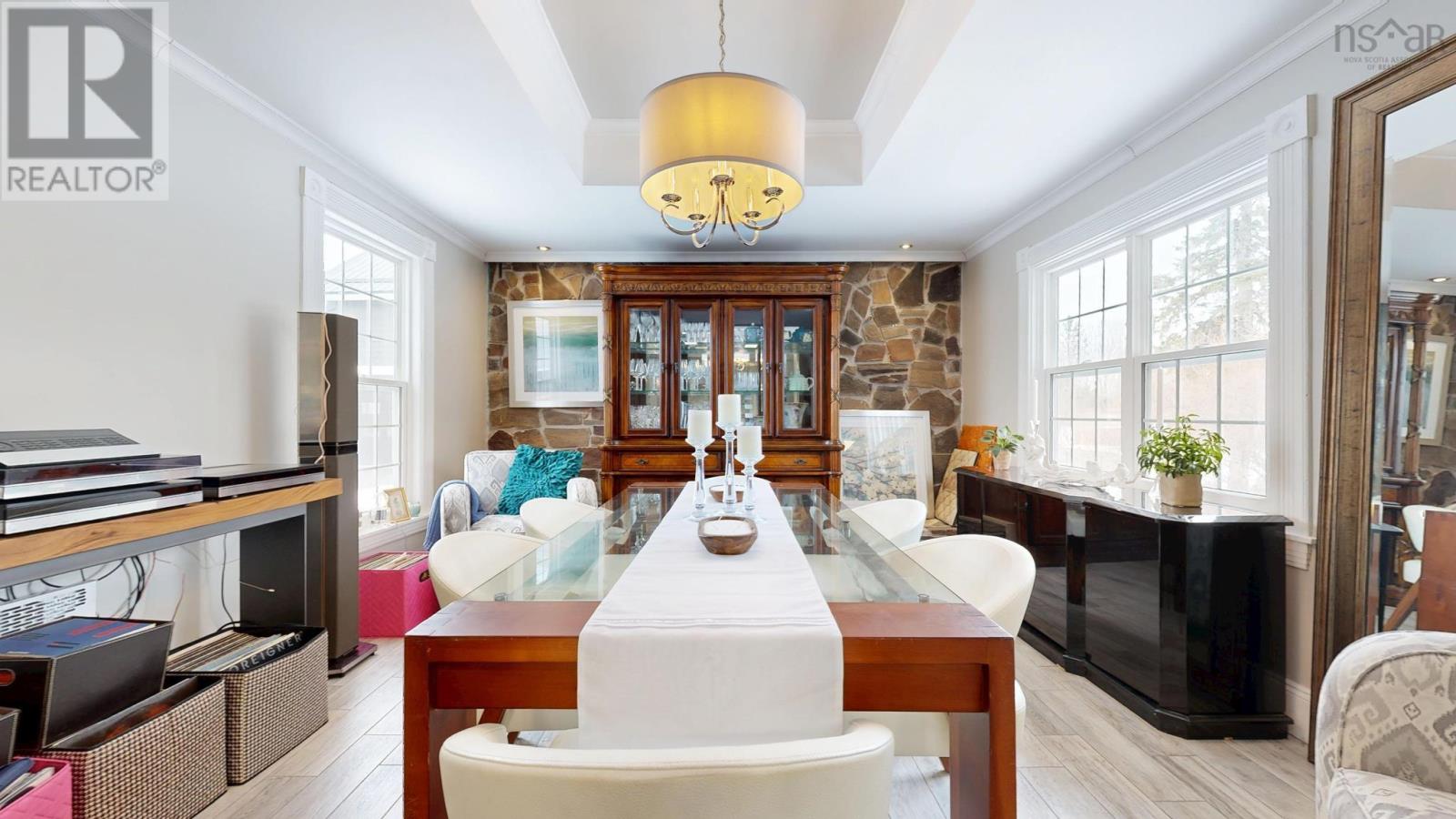 Property 16 of 48 of 1484 Bridge Street