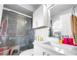 7595 122a Street, Surrey, BC V3W0K7 Photo 9