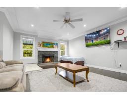 7595 122a Street, Surrey, BC V3W0K7 Photo 14