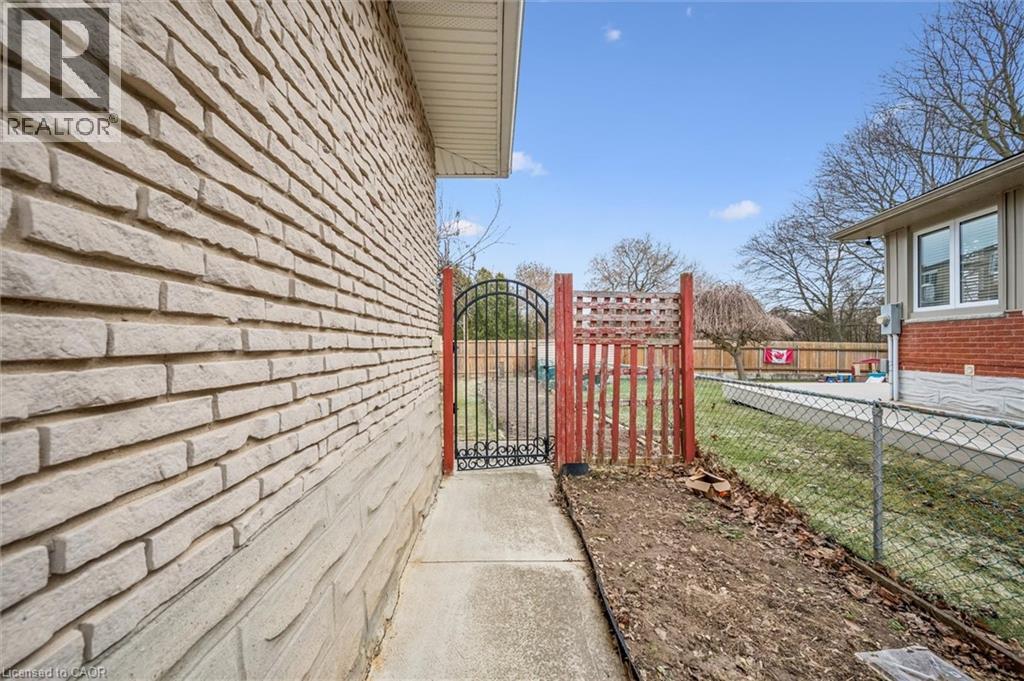 15 WEDGEWOOD Drive, Cambridge, Ontario, N1S2A8 — Photo 21