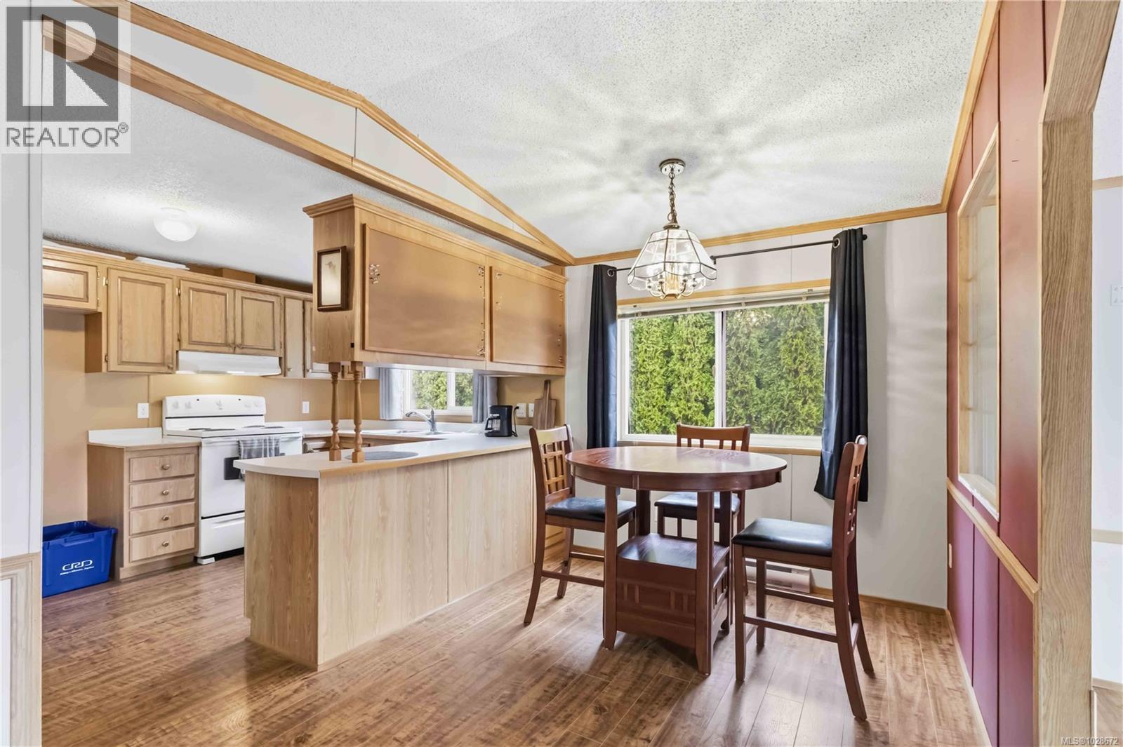 #24 7021 GRANT RD W - 10