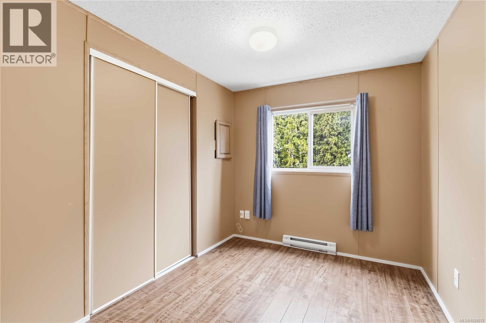 #24 7021 GRANT RD W - 24