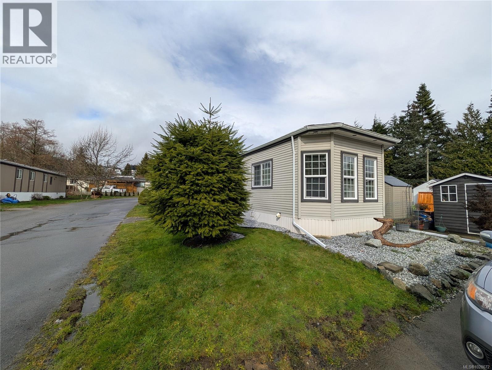 #24 7021 Grant Rd W - 3