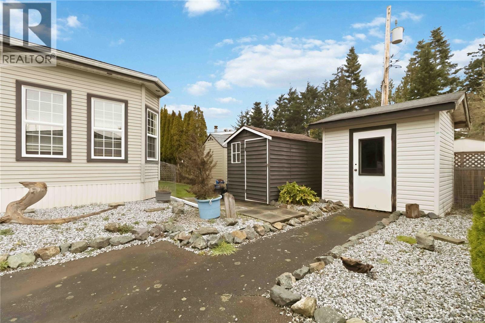 #24 7021 GRANT RD W - 33