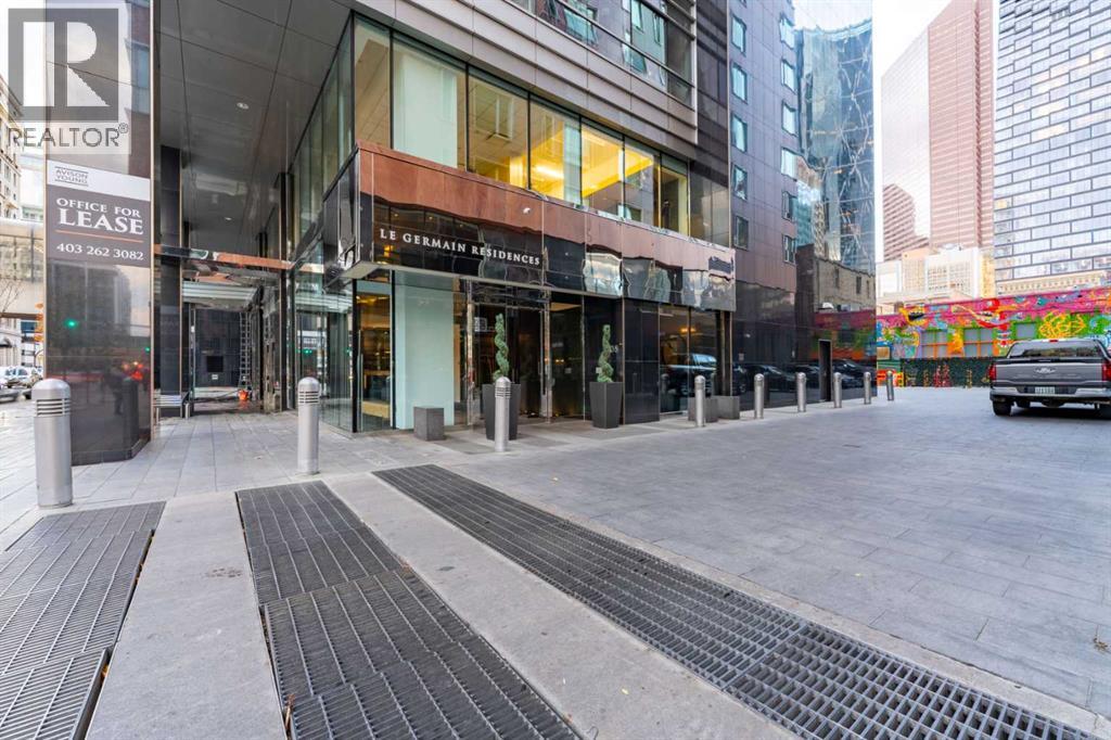 Single Family House for Sale in   th Avenue SW Downtown Commercial Core Calgary 