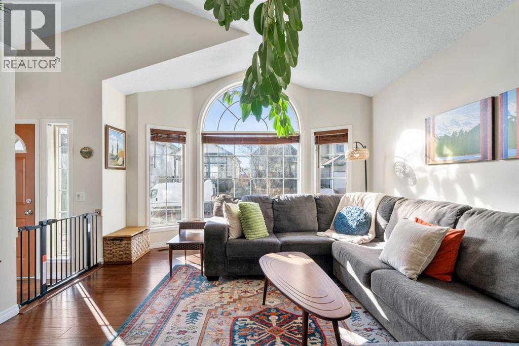 Single Family House Bungalow for Sale in  Mt Aberdeen Close SE McKenzie Lake Calgary 