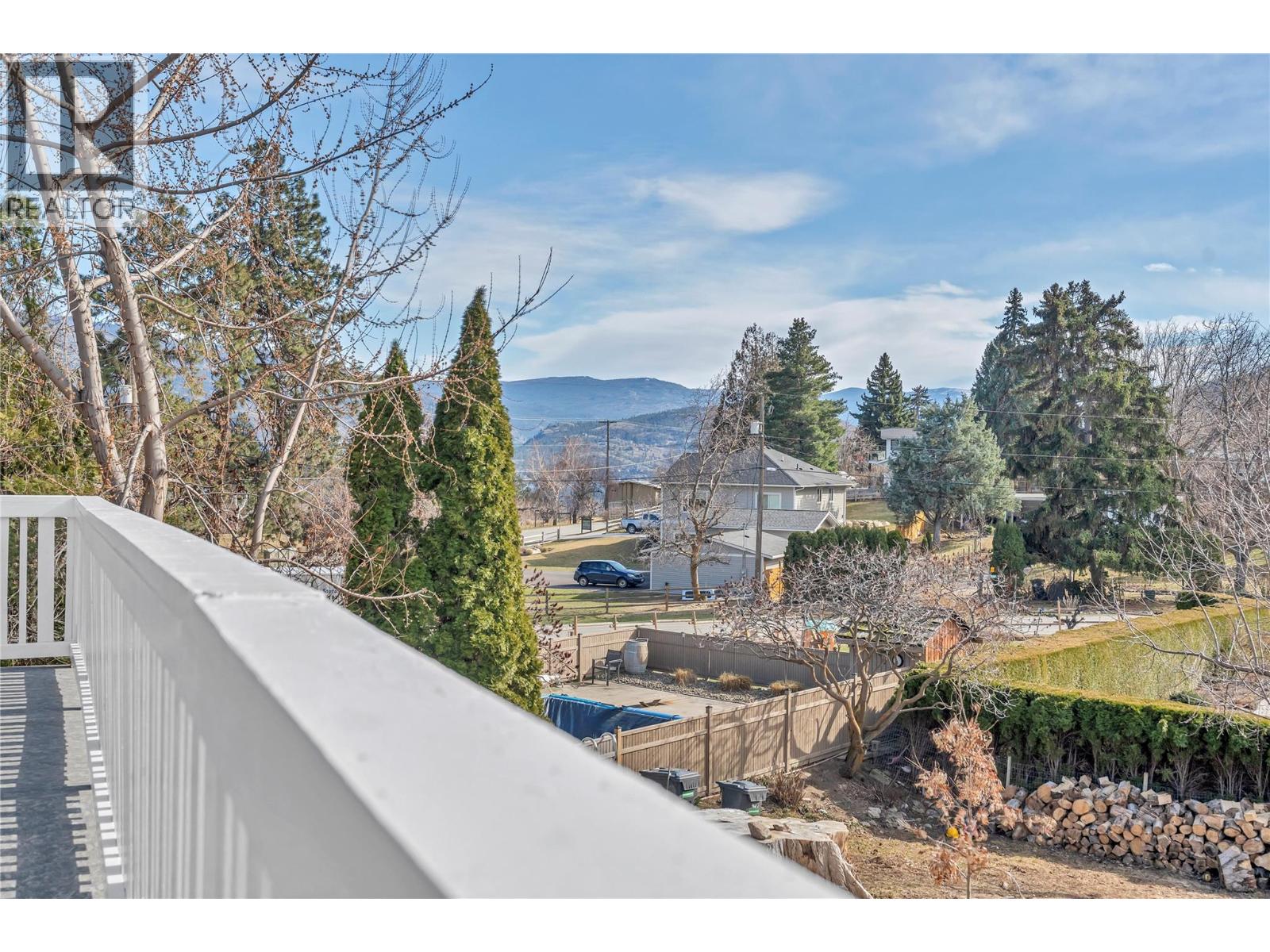 113 Hemlock Avenue, Kaleden