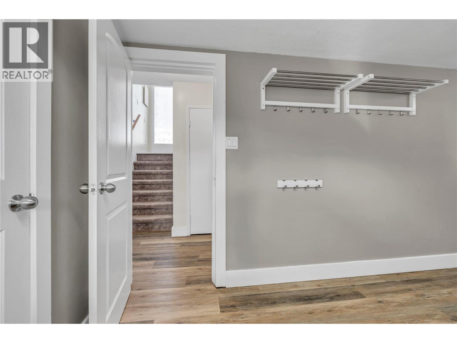 113 Hemlock Avenue, Kaleden