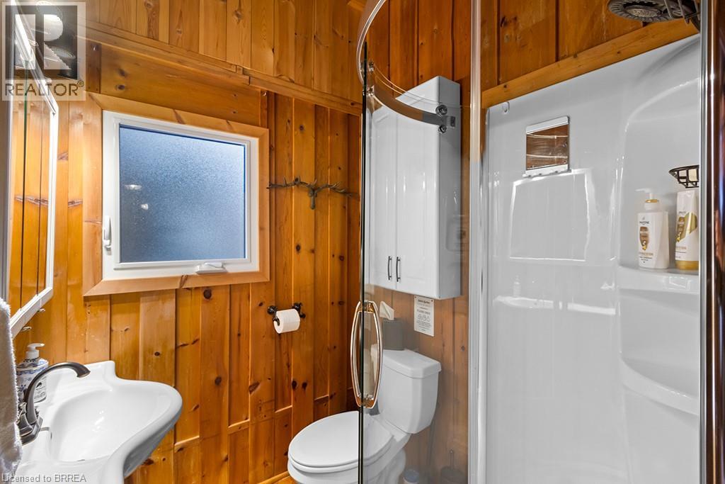 111 WILSON DRIVE - 23