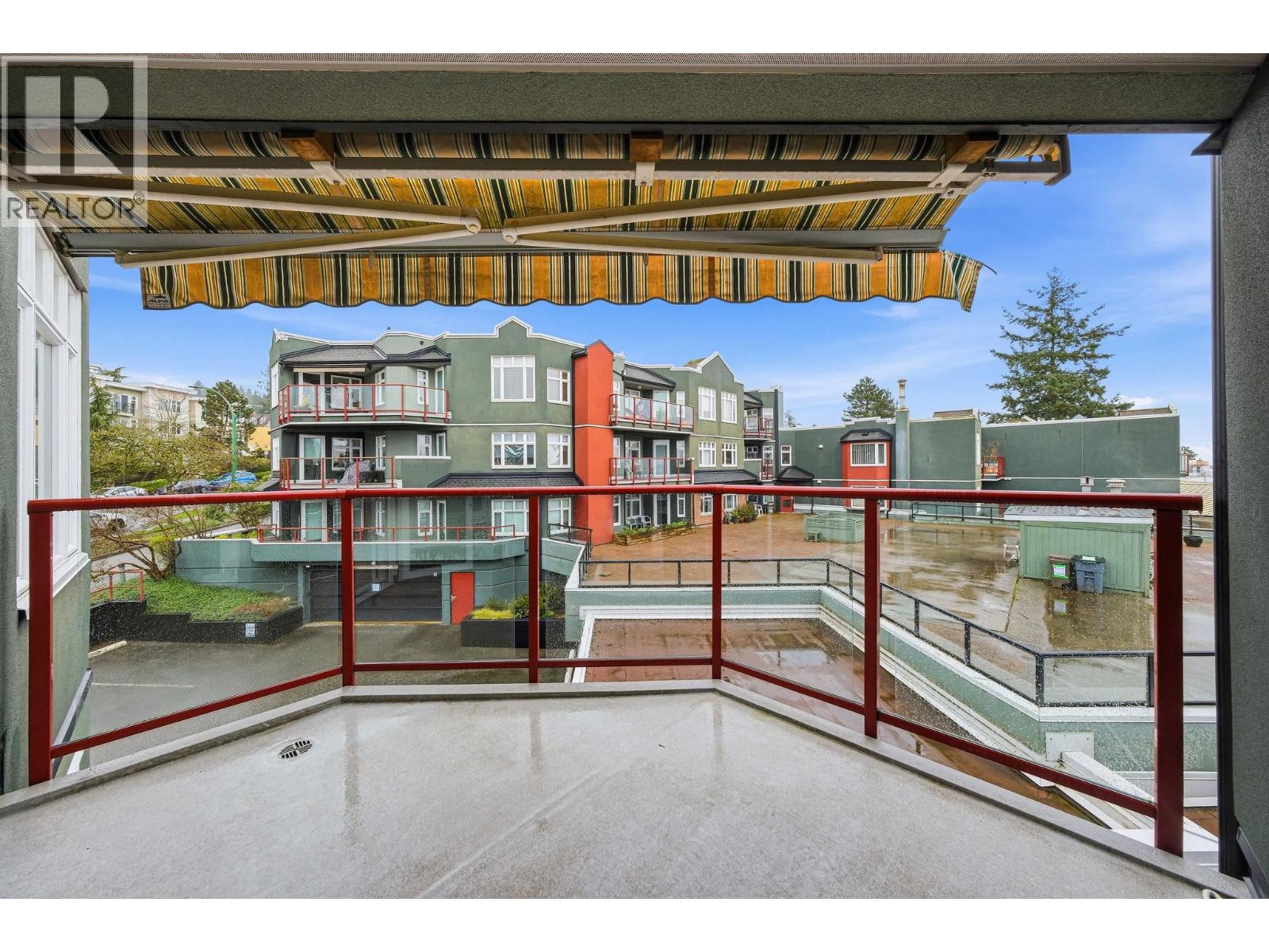 507 2800 CHESTERFIELD AVENUE, North Vancouver