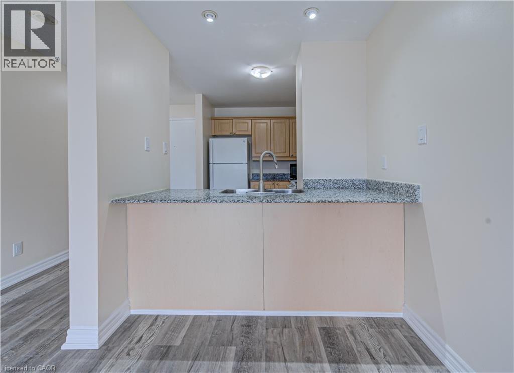 #307 135 S JAMES Street S - 16