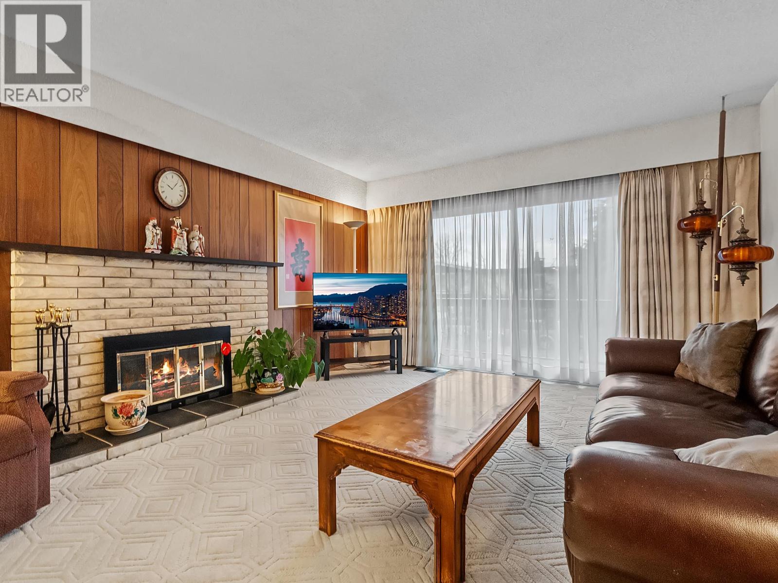 352 E 38TH AVENUE, Vancouver