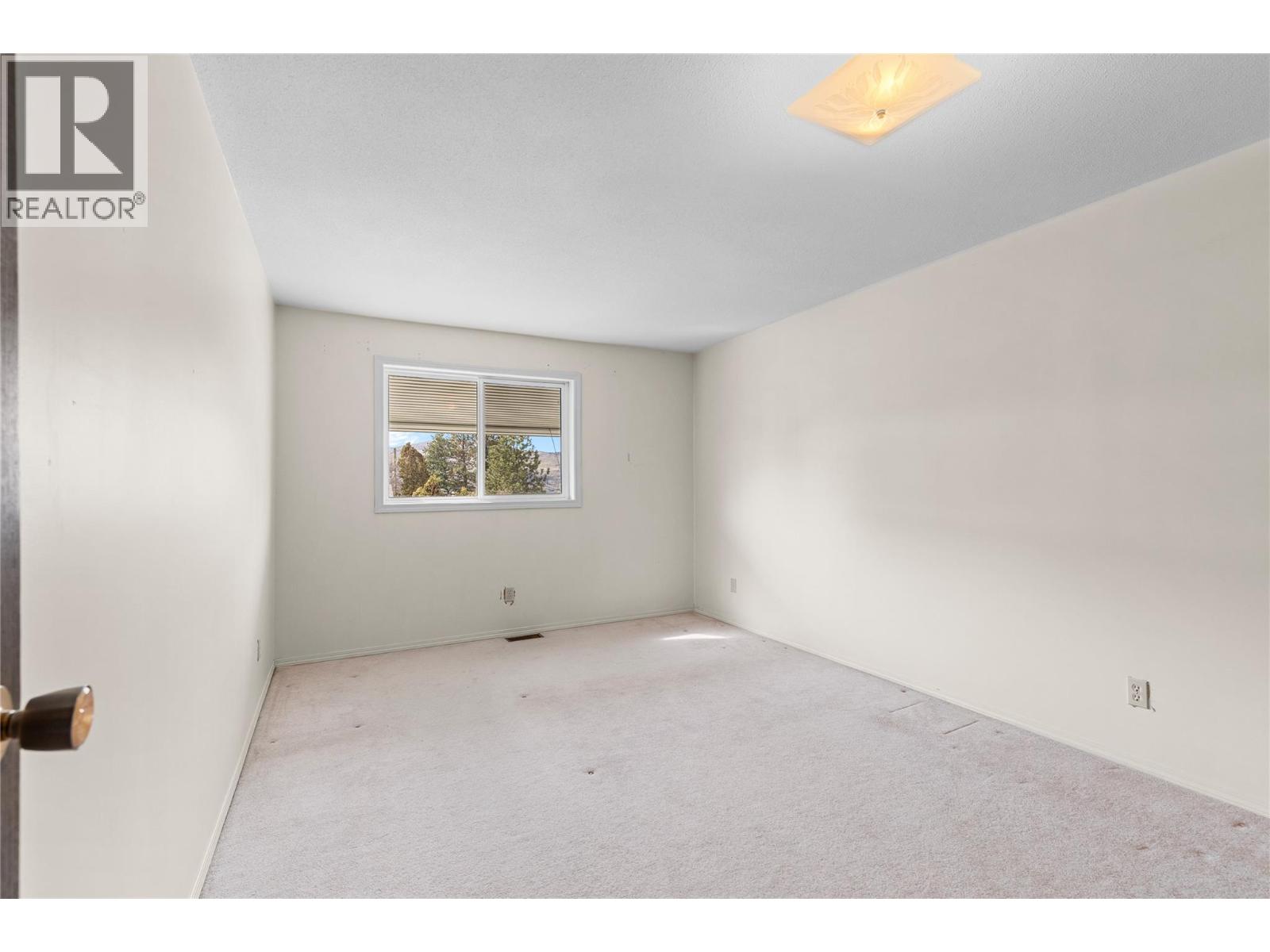 3921 14 Street, Vernon